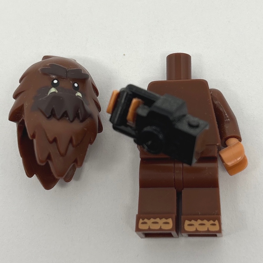 LEGO Bigfoot Sasquatch Minifigure Series 11 CMF Camera Halloween Big Foot - Picture 5 of 5